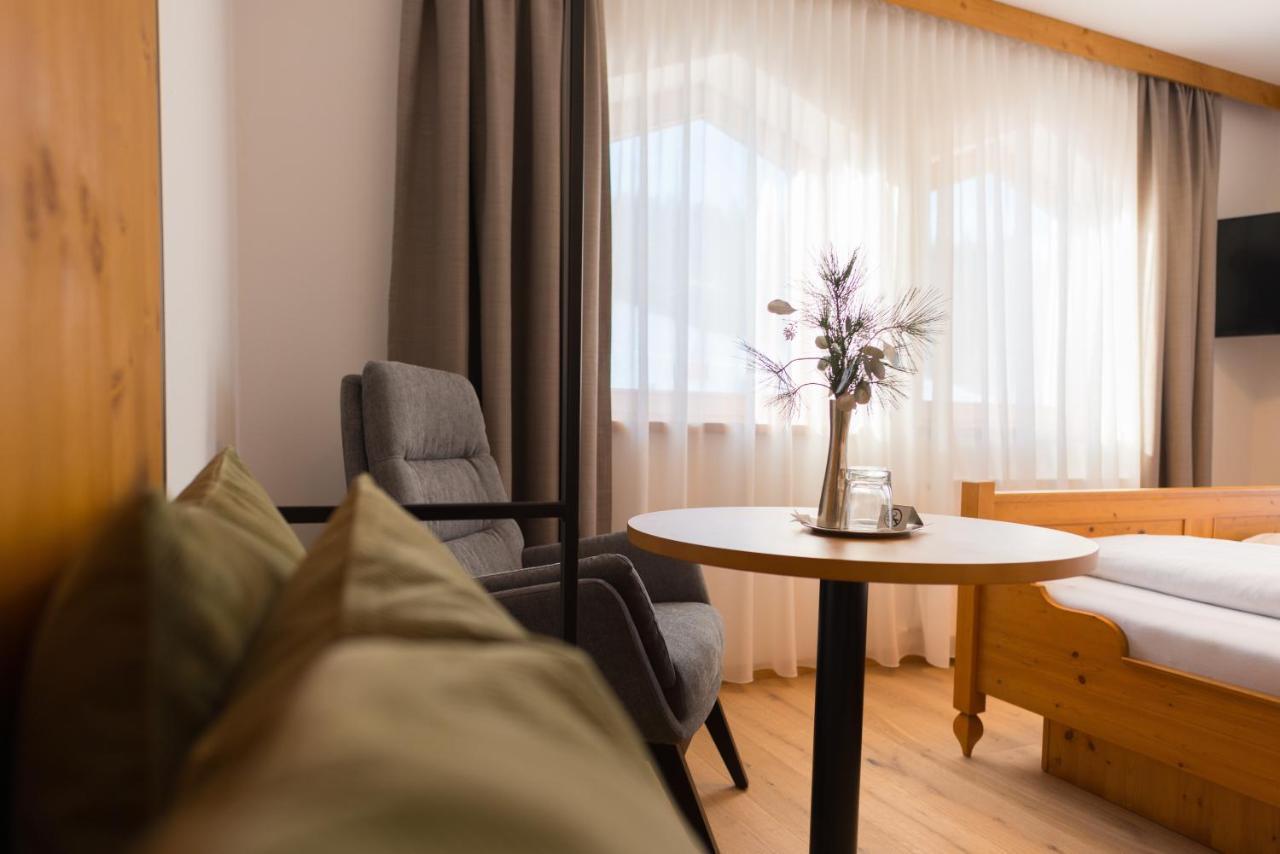 Hotel Vierjahreszeiten فلاخاو المظهر الخارجي الصورة
