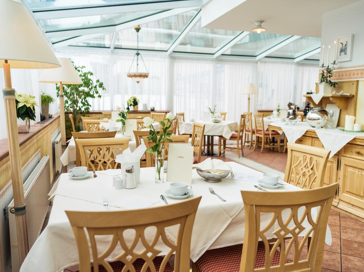 Hotel Vierjahreszeiten فلاخاو المظهر الخارجي الصورة