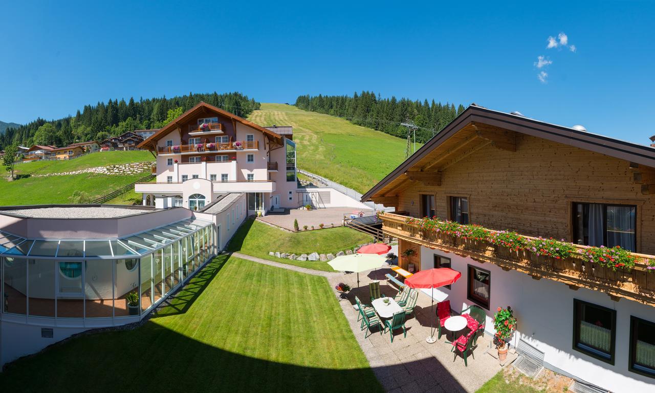 Hotel Vierjahreszeiten فلاخاو المظهر الخارجي الصورة